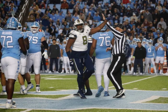 Georgia Tech defensive tackle Makius Scott